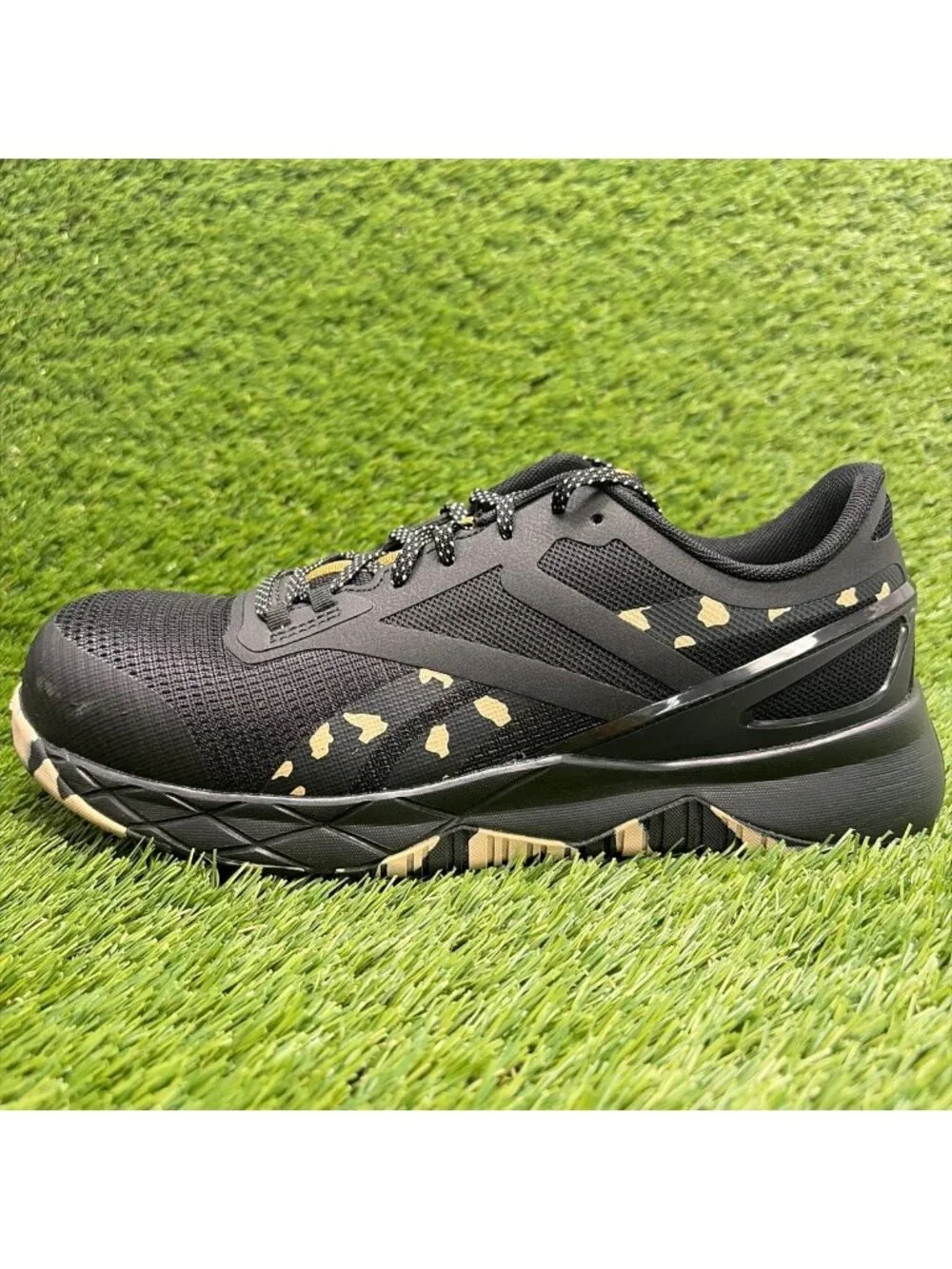 Reebok Nanoflex TR Women Size 9.5D Black Outdoor Composite Toe Safety Work Shoes